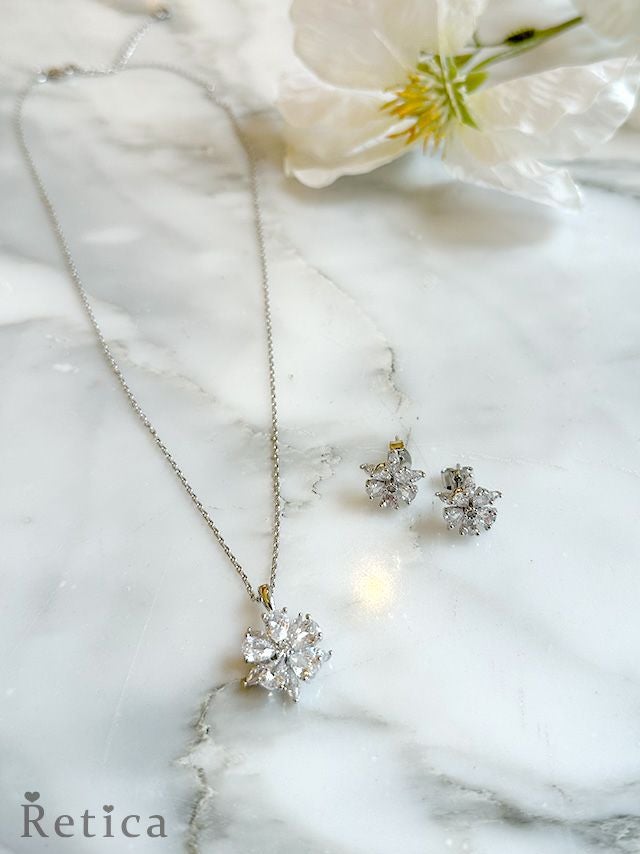 myMinette マイミネット フラワーモチーフ シルバーアクセサリー 2点セット